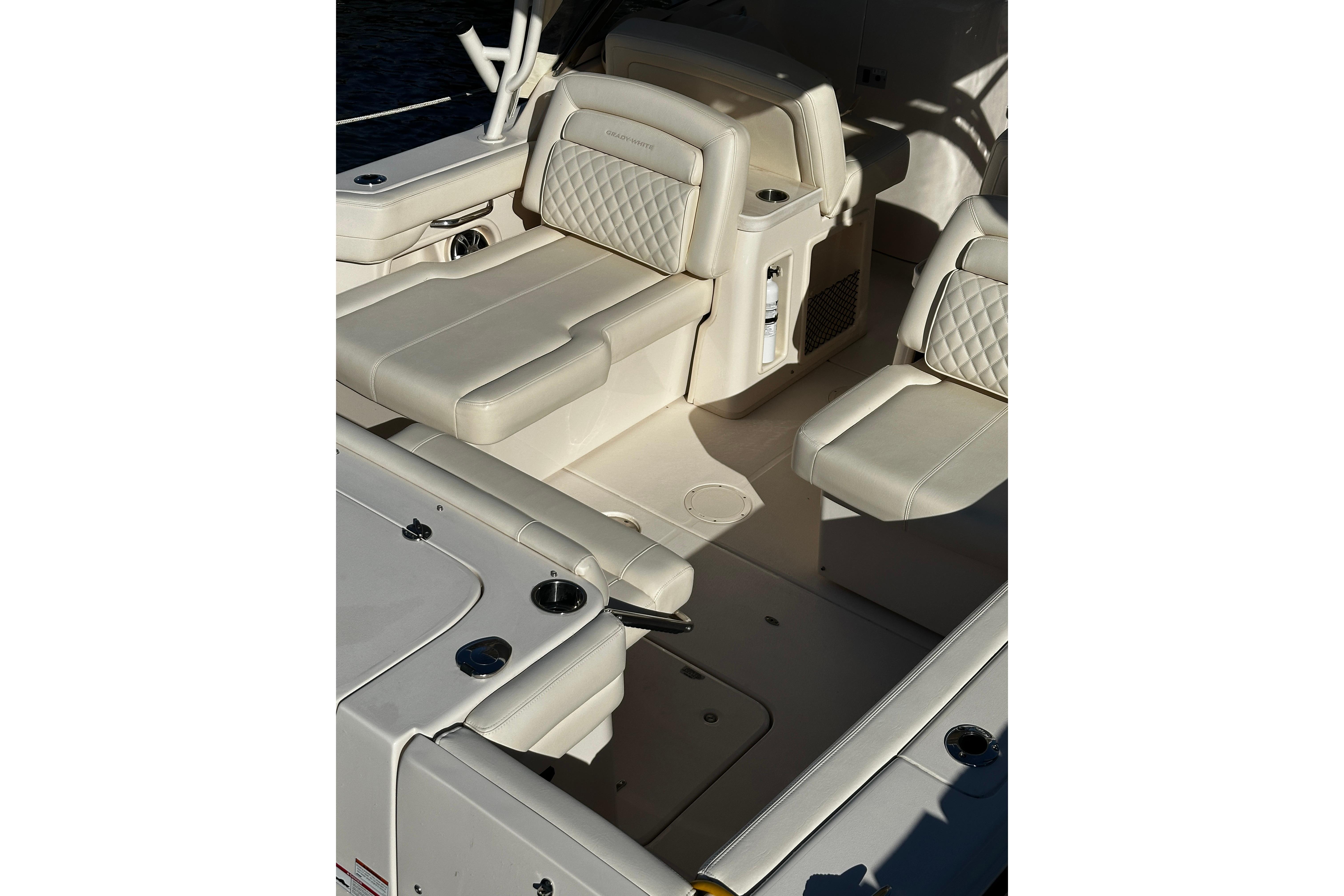 2023 Grady-White Freedom 307 boat interior with luxurious seating and modern design.