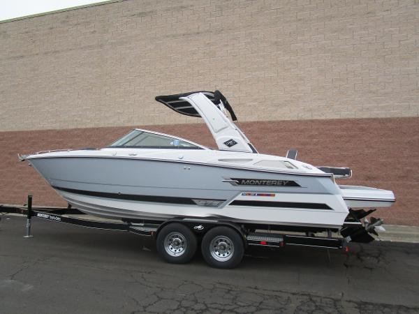 2021 Monterey boat for sale, model of the boat is 278SS Super Sport & Image # 3 of 39