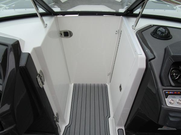 2021 Monterey boat for sale, model of the boat is 278SS Super Sport & Image # 26 of 39