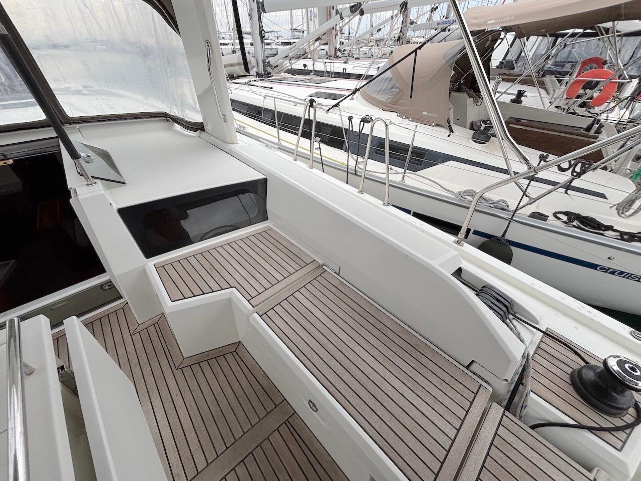 Yacht Photos Pics