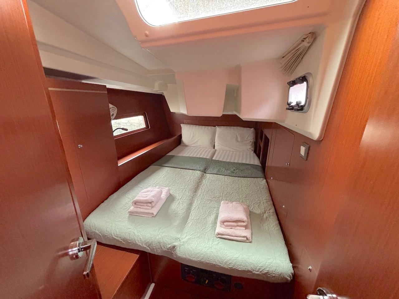 Yacht Photos Pics