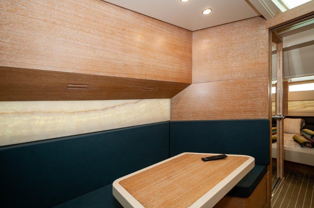 Crewszing Yacht Photos Pics 2020 53 Scout LXF  Dinette