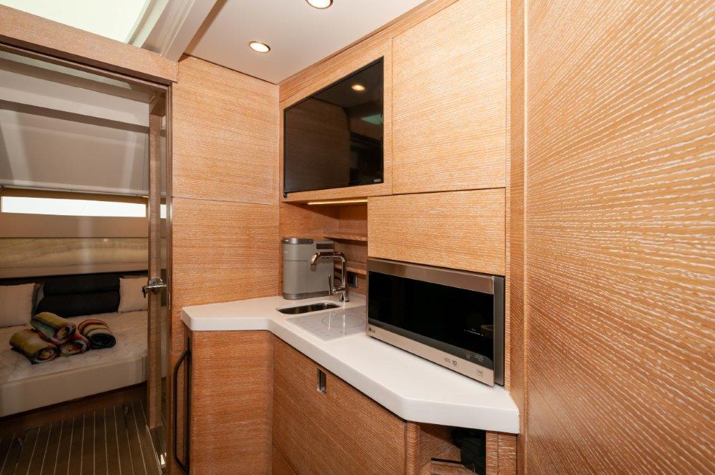 Crewszing Yacht Photos Pics 2020 53 Scout LXF  Galley/Convection