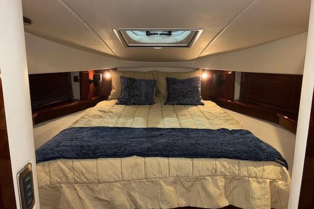 2008 Sea Ray 48 Sundancer #TBST482008 inventory image at Sun Country Yachts, Seattle