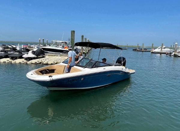 19' Sea Ray, Listing Number 100915994, - Photo No. 1