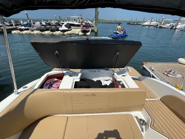 19' Sea Ray, Listing Number 100915994, - Photo No. 10