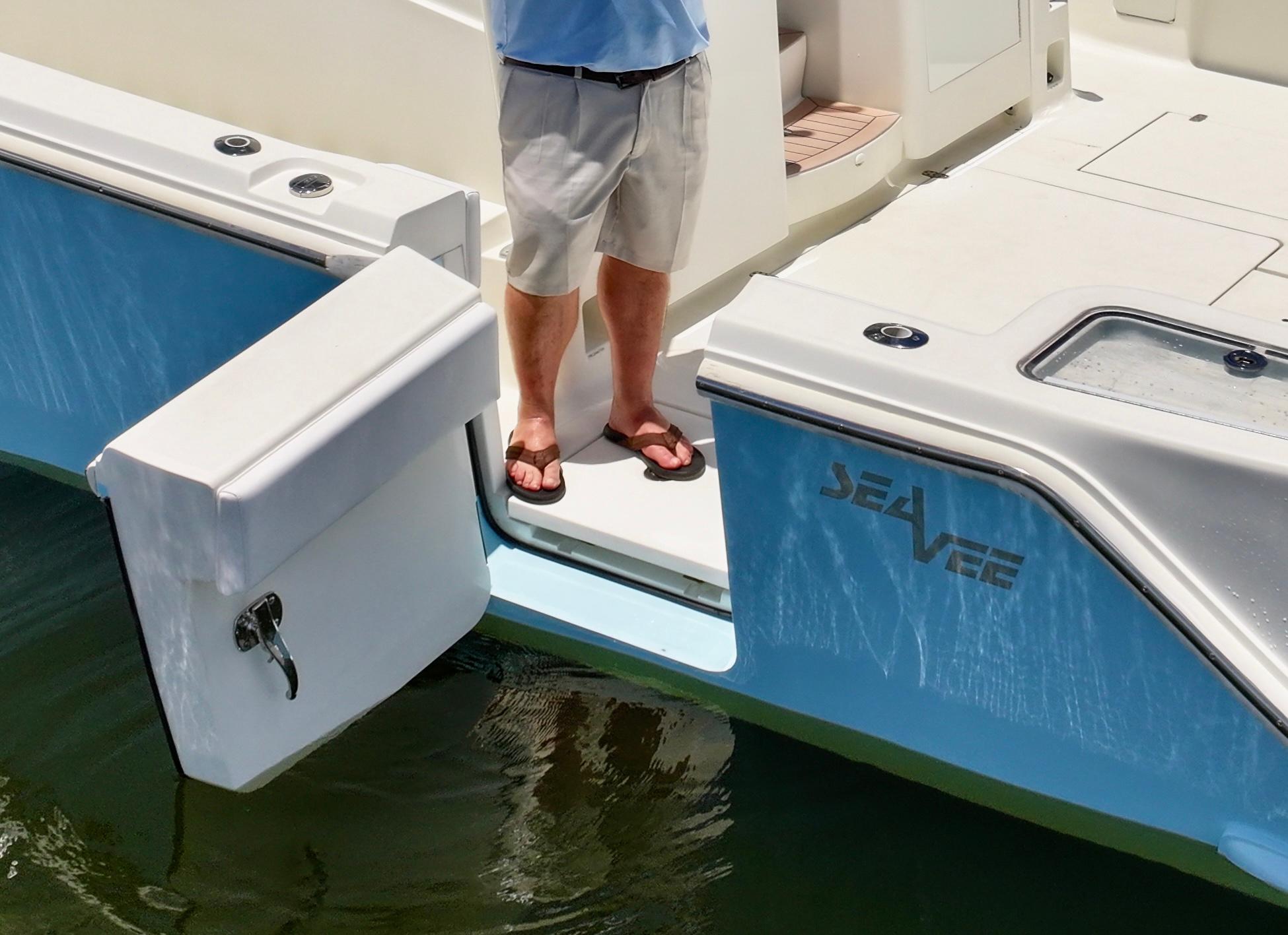 2016-seavee-430-b-fish-around-power-9495369-20240805155852441-1_XLARGE