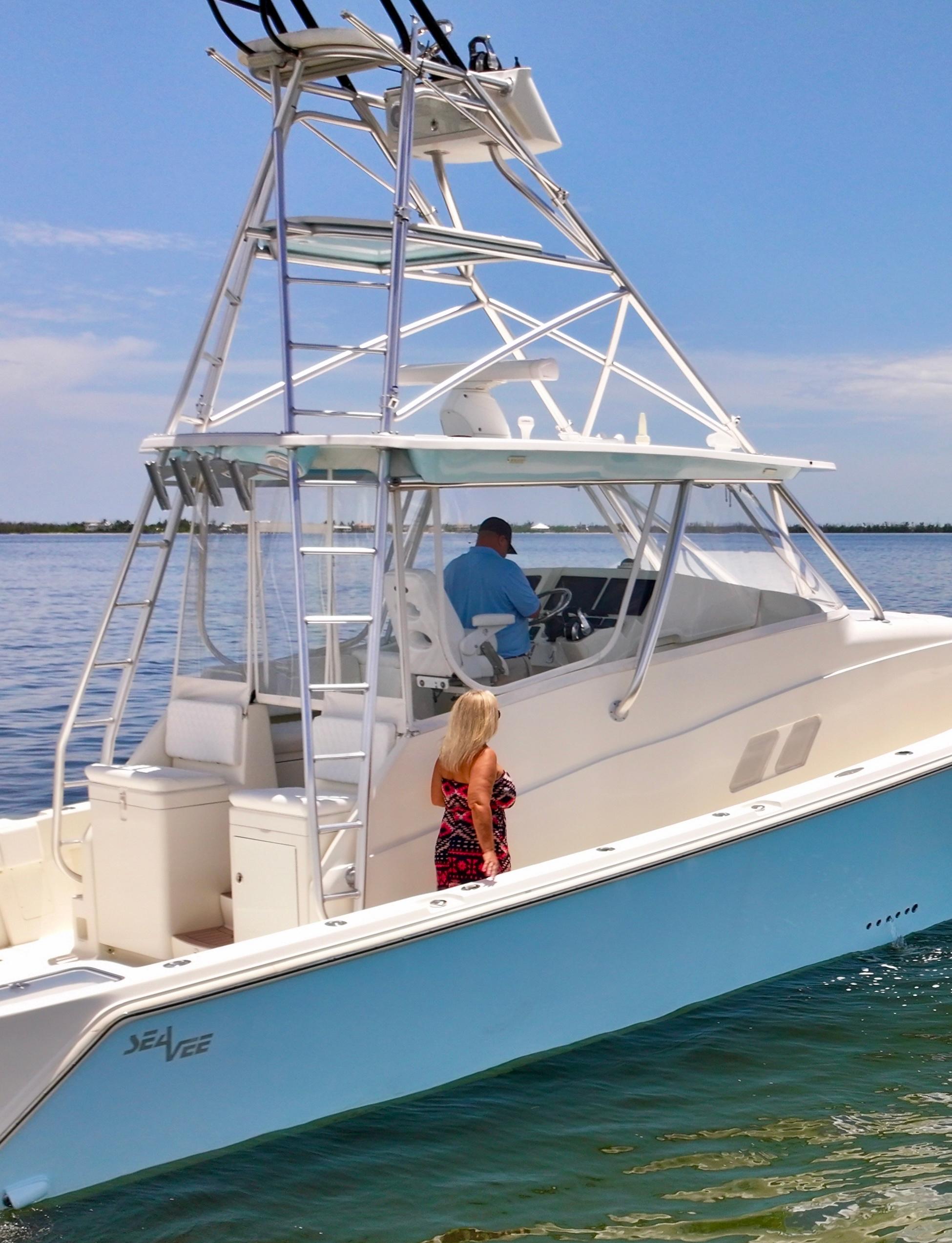 2016-seavee-430-b-fish-around-power-9495369-20240805155904341-1_XLARGE