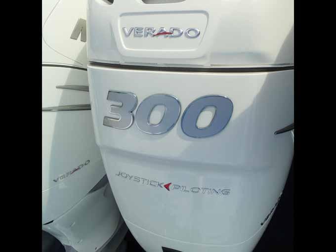 WHITE 300HP VERADOS
