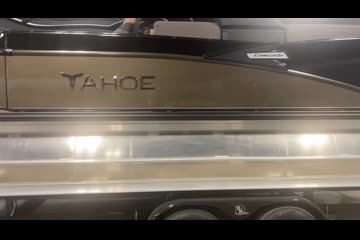 Tahoe-pontoon CASCADE-PLATINUM video