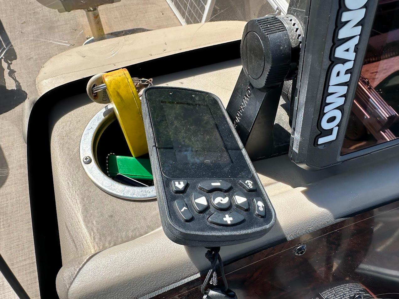 Control panel of 2022 Sun Tracker Bass Buggy 16 XL Select with Lowrance device.