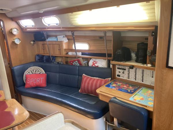 38' Catalina, Listing Number 100916594, Image No. 3