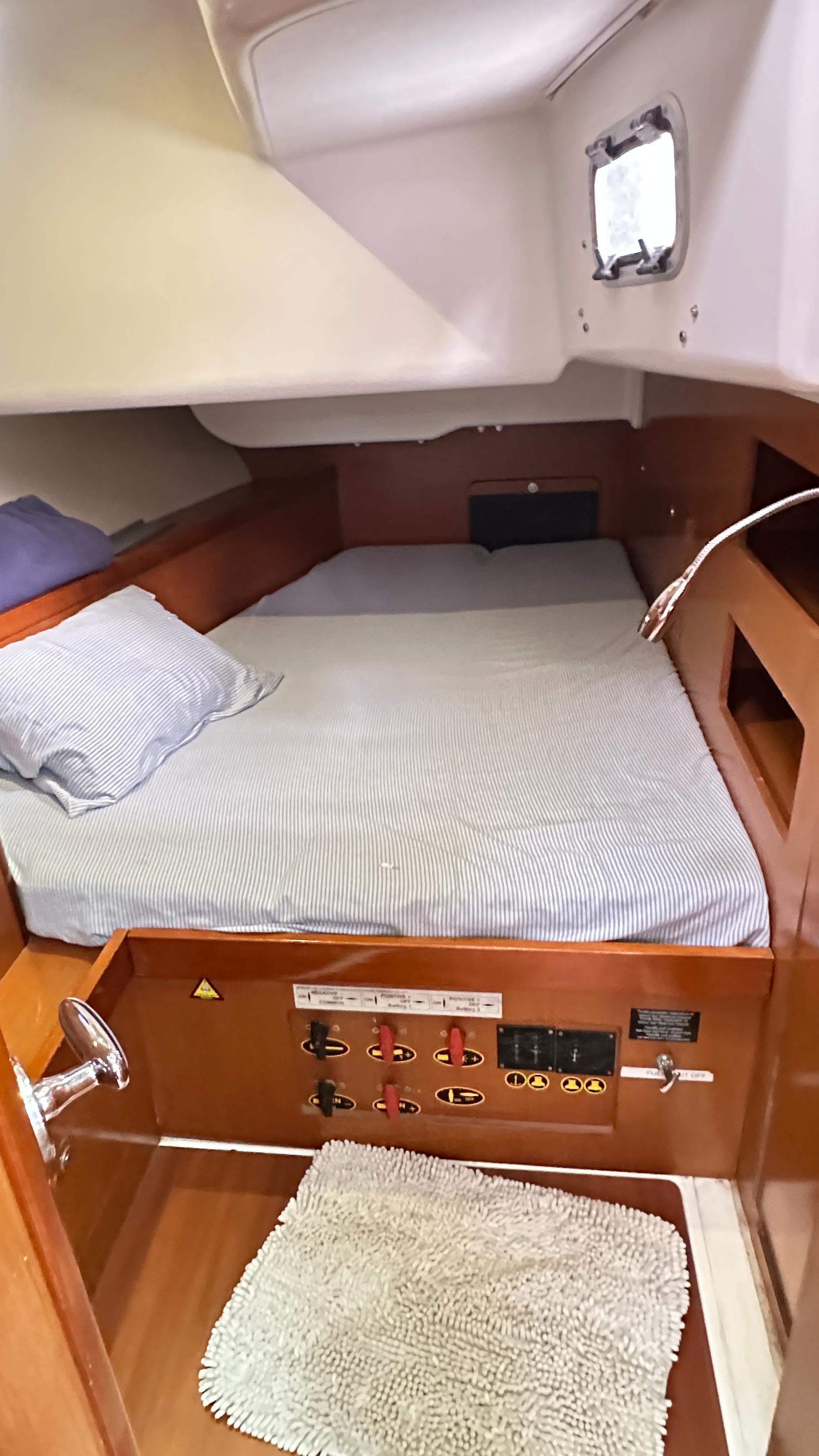 Yacht Photos Pics