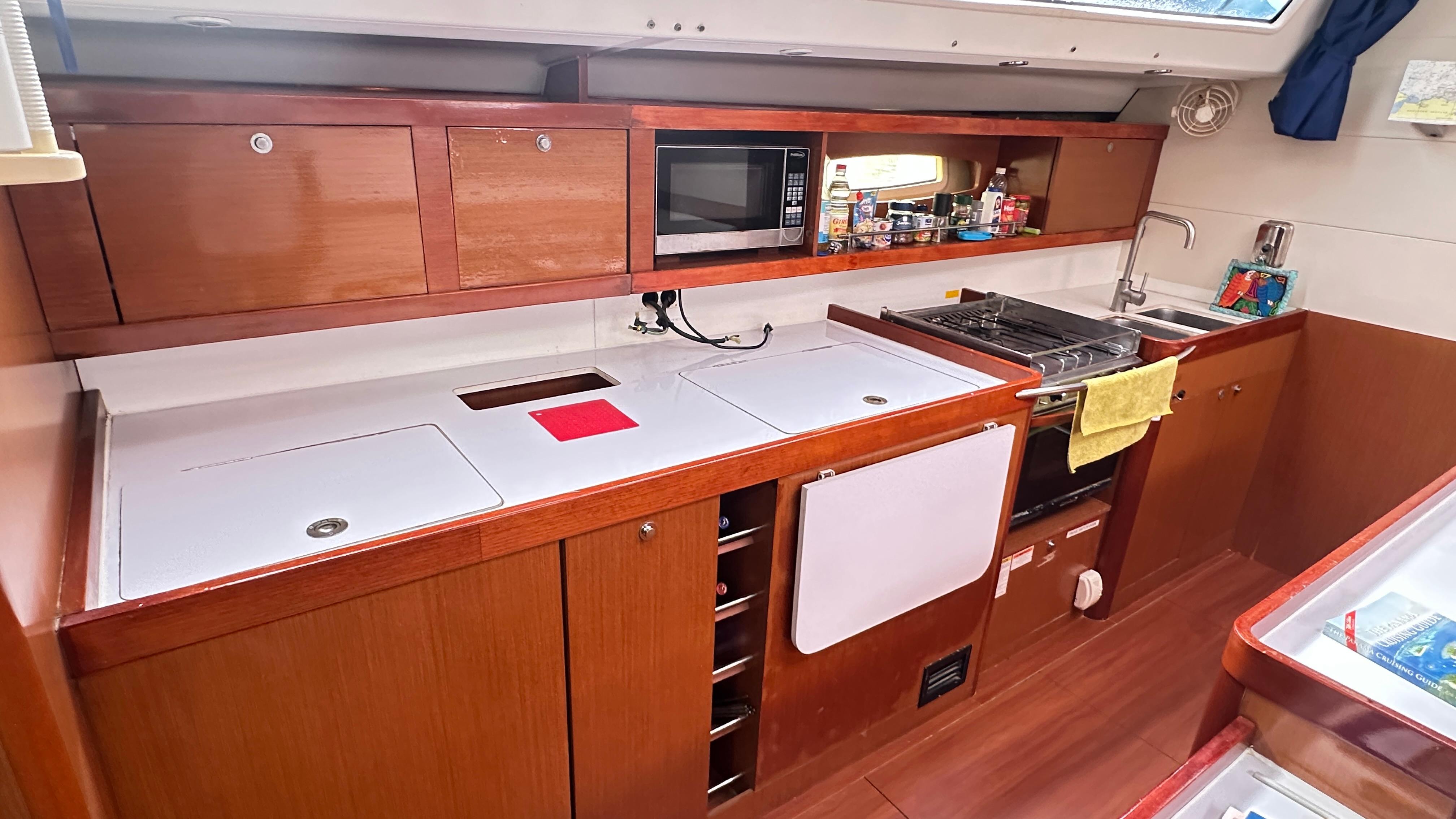 Yacht Photos Pics
