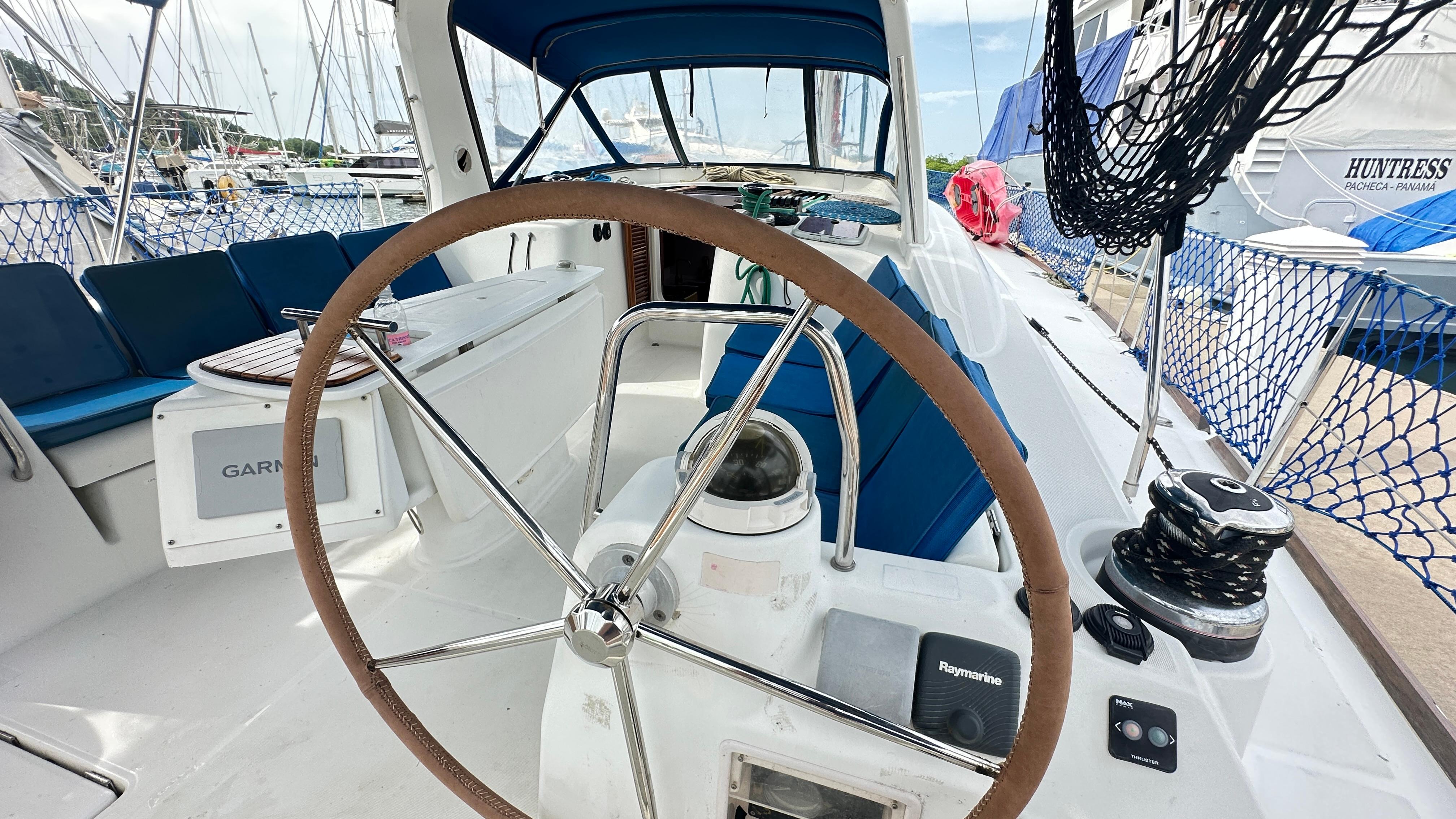 Yacht Photos Pics