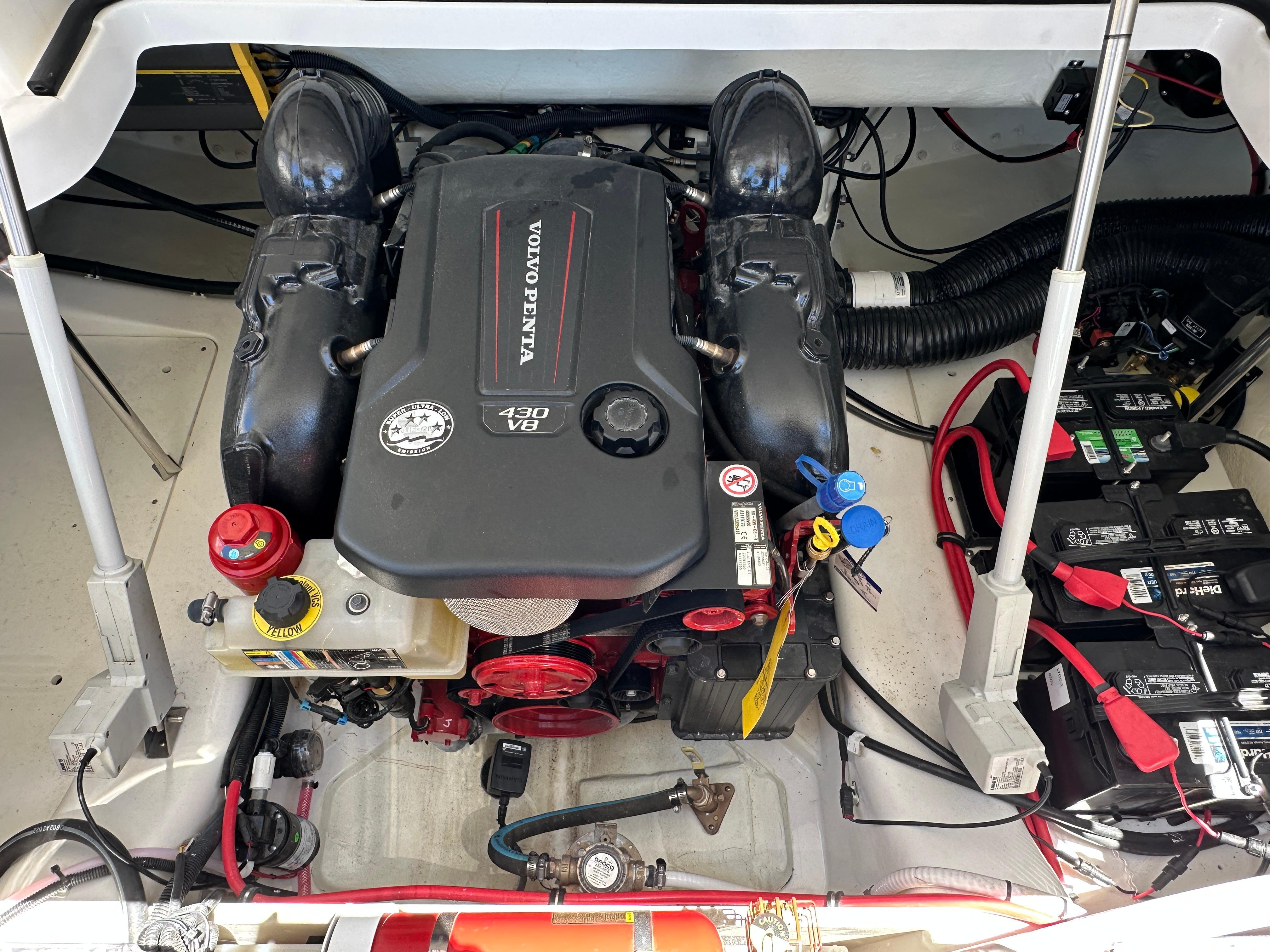 2022 Cobalt A29 #TBDD9083 inventory image at Sun Country Marine Group, Newport Beach 2022 Cobalt A29 #TBDD9083 inventory image at Sun Country Marine Group, Newport Beach