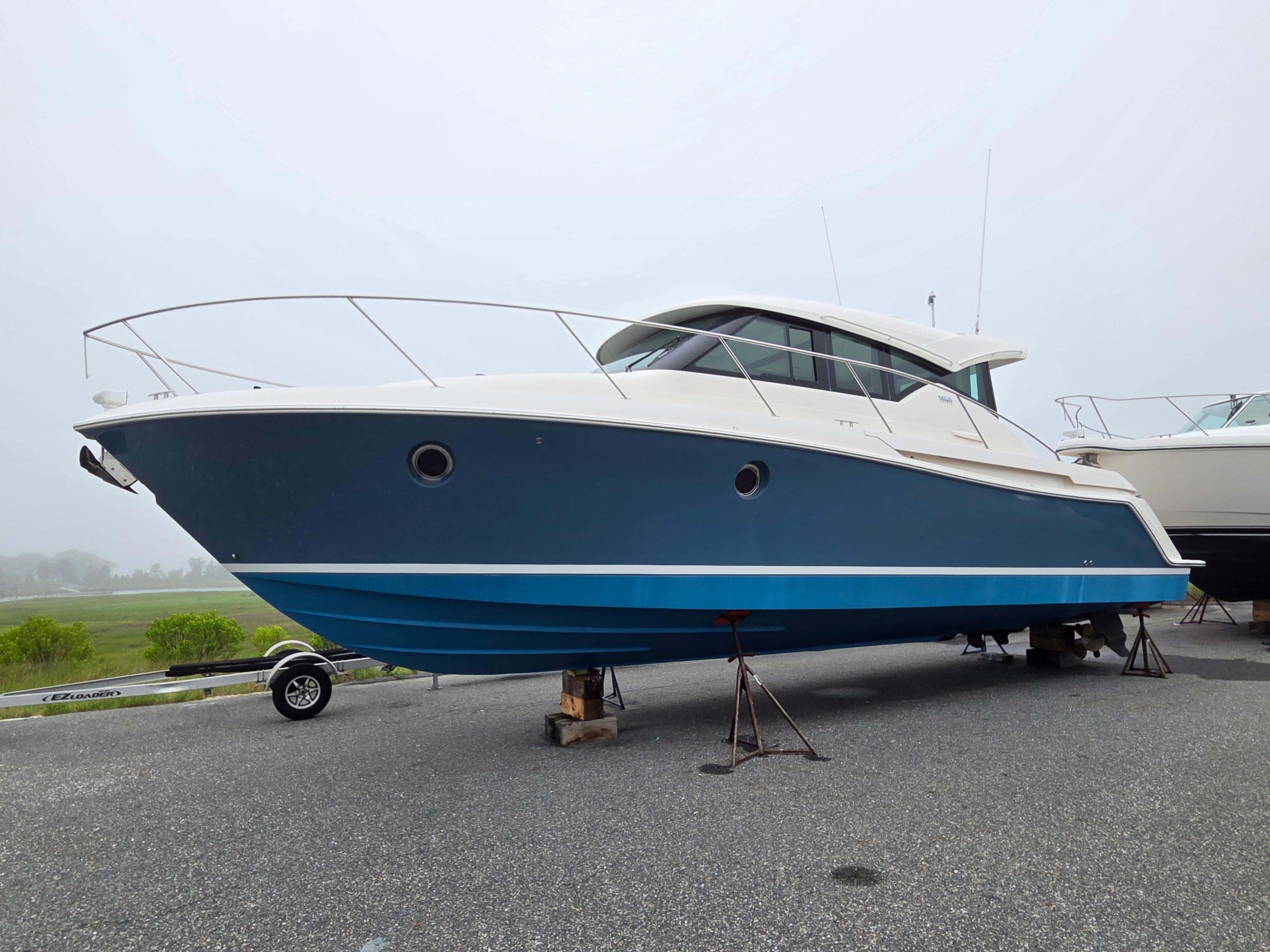 2018 Tiara Yachts 39
