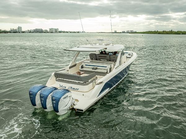 2021 Tiara Sport 43 LS