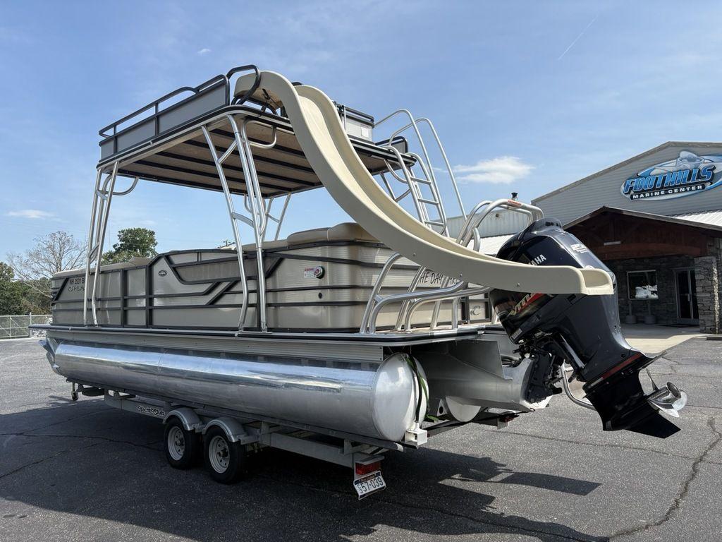 2017 Crest Classic 250L pontoon boat with slide and Yamaha outboard motor.