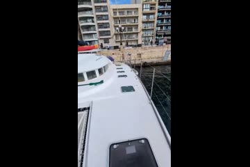 Lagoon 570 video