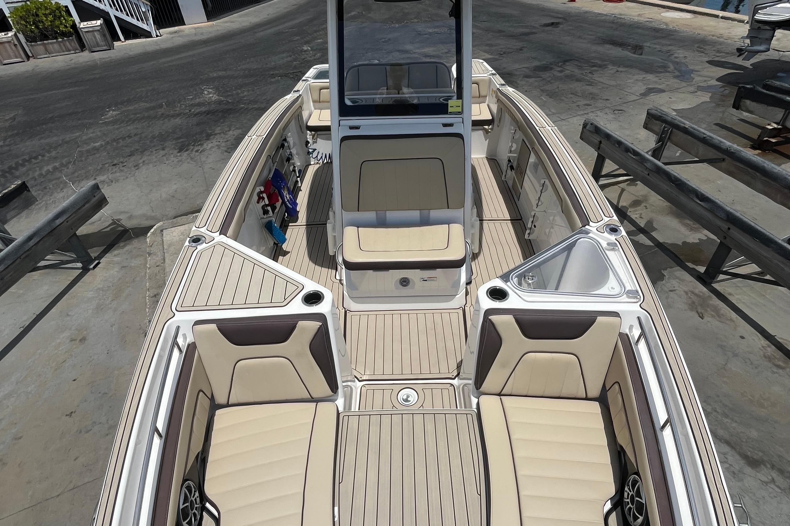 Boat image 12