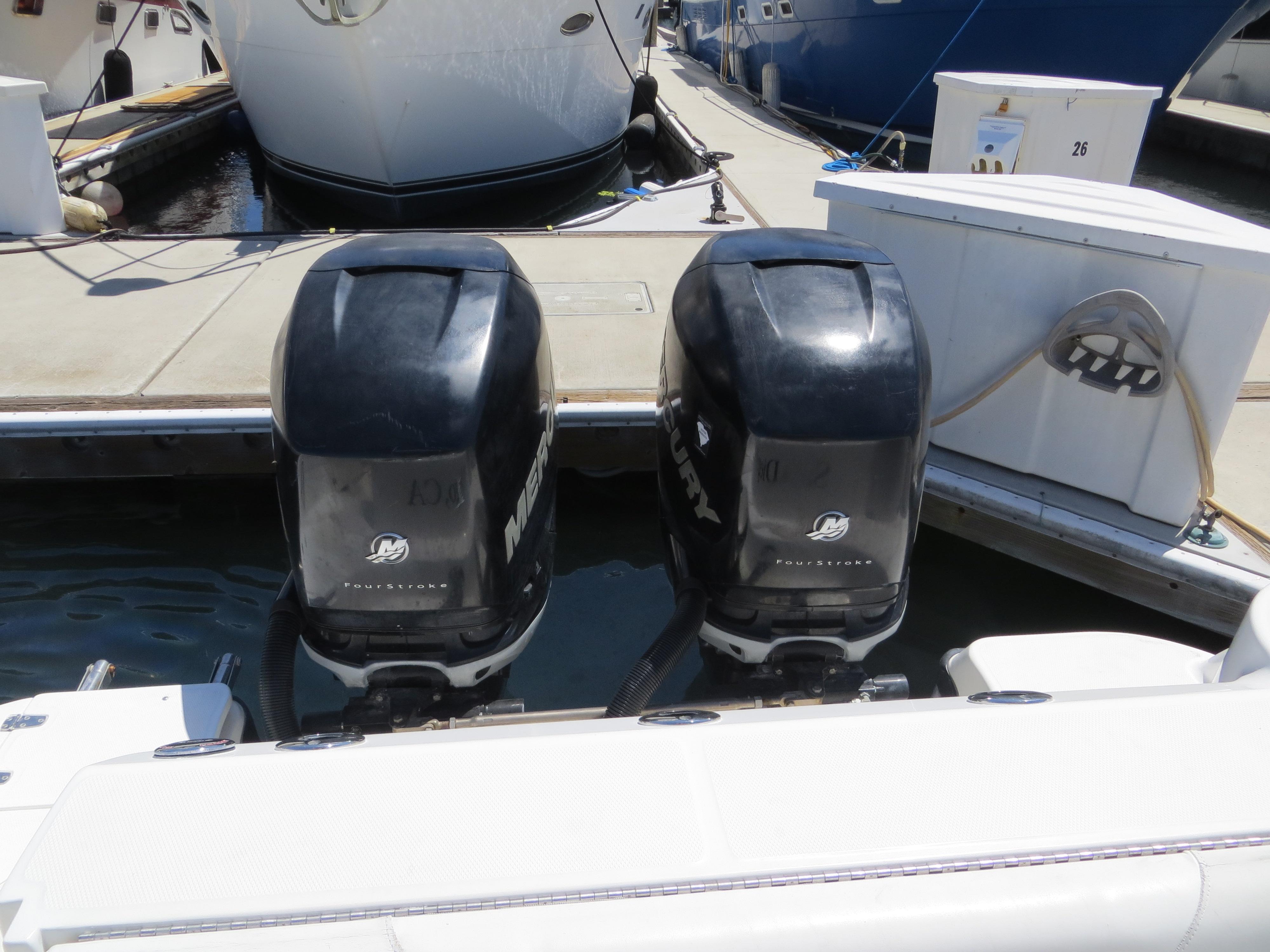 2010-boston-whaler-285-conquest-power-9765388-20250420071313174-1_XLARGE