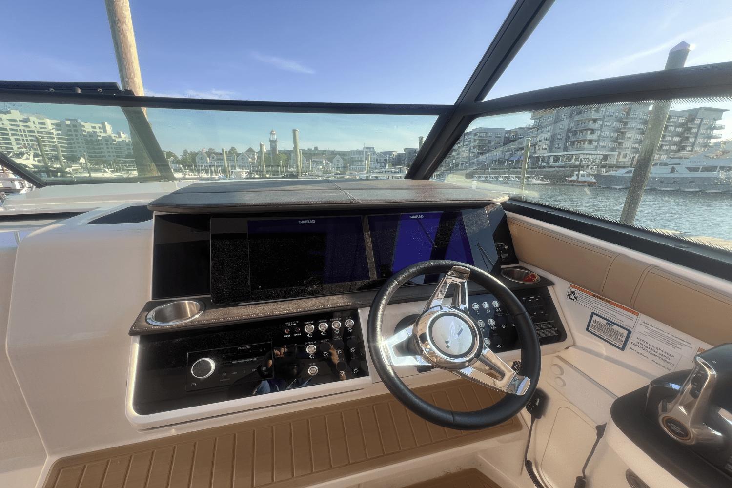 2023-sea-ray-320-sundancer-power-9185388-978174309-0-130520250615-8