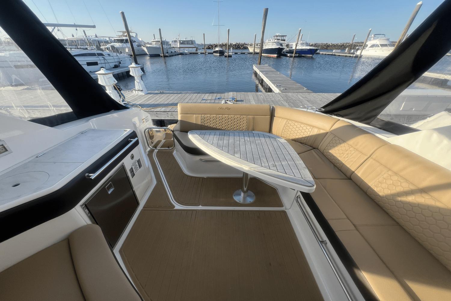 2023-sea-ray-320-sundancer-power-9185388-978174314-0-130520250615-4