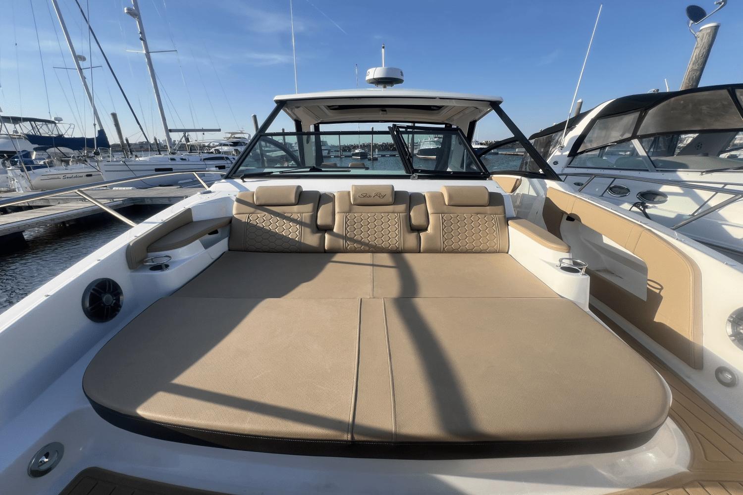 2023-sea-ray-320-sundancer-power-9185388-978174316-0-130520250615-14