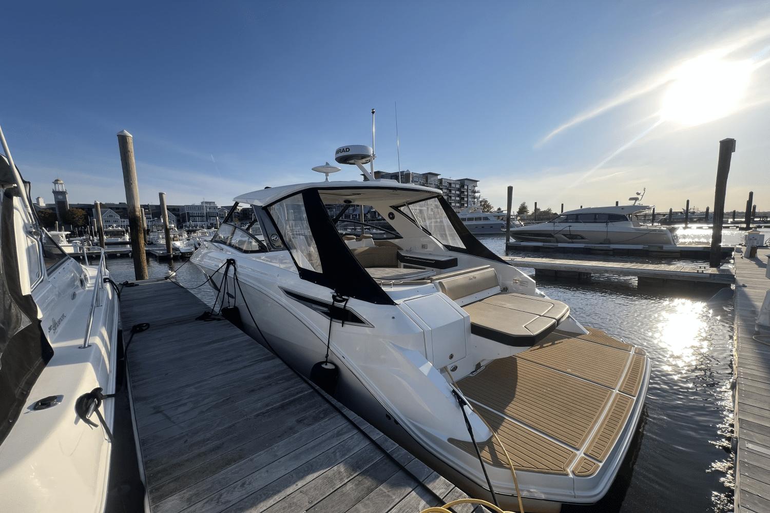 2023-sea-ray-320-sundancer-power-9185388-978174322-0-130520250615-26