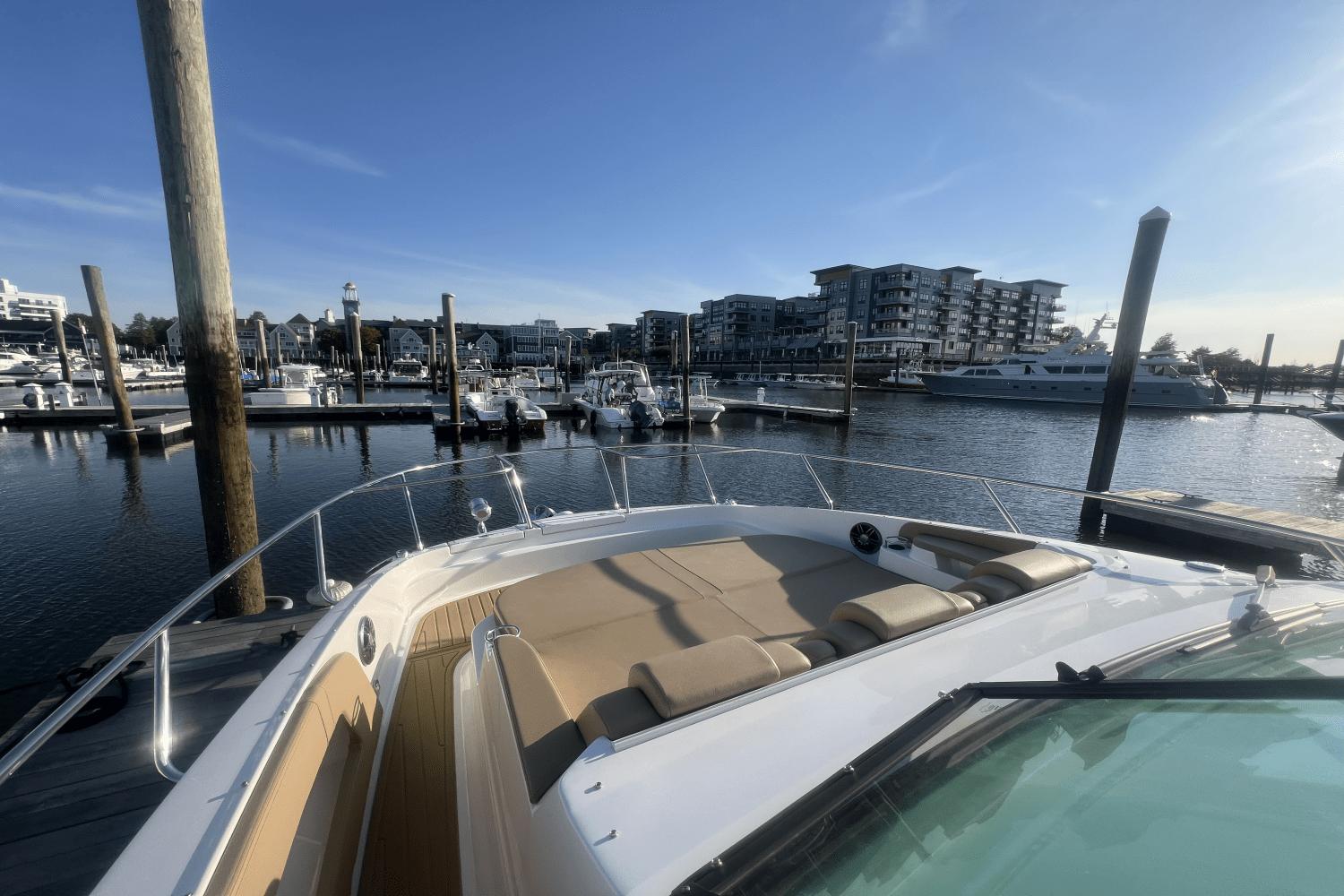 2023-sea-ray-320-sundancer-power-9185388-978174327-0-130520250615-13