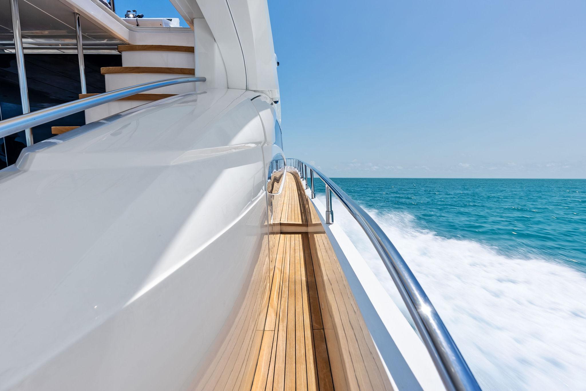 2011-princess-motor-yacht-power-9785393-20250507093350282-1_XLARGE
