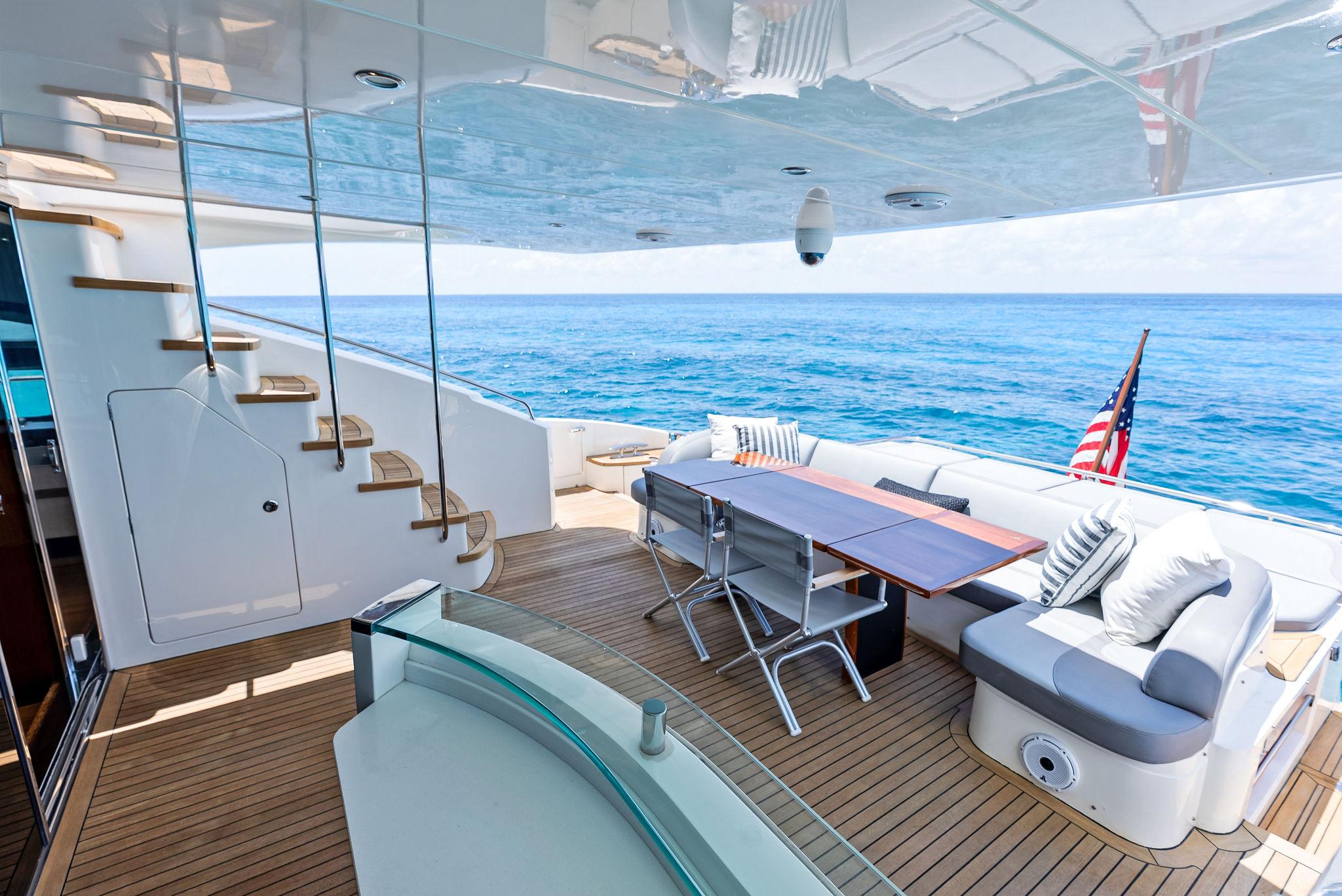 2011-princess-motor-yacht-power-9785393-20250507093401457-1_XLARGE