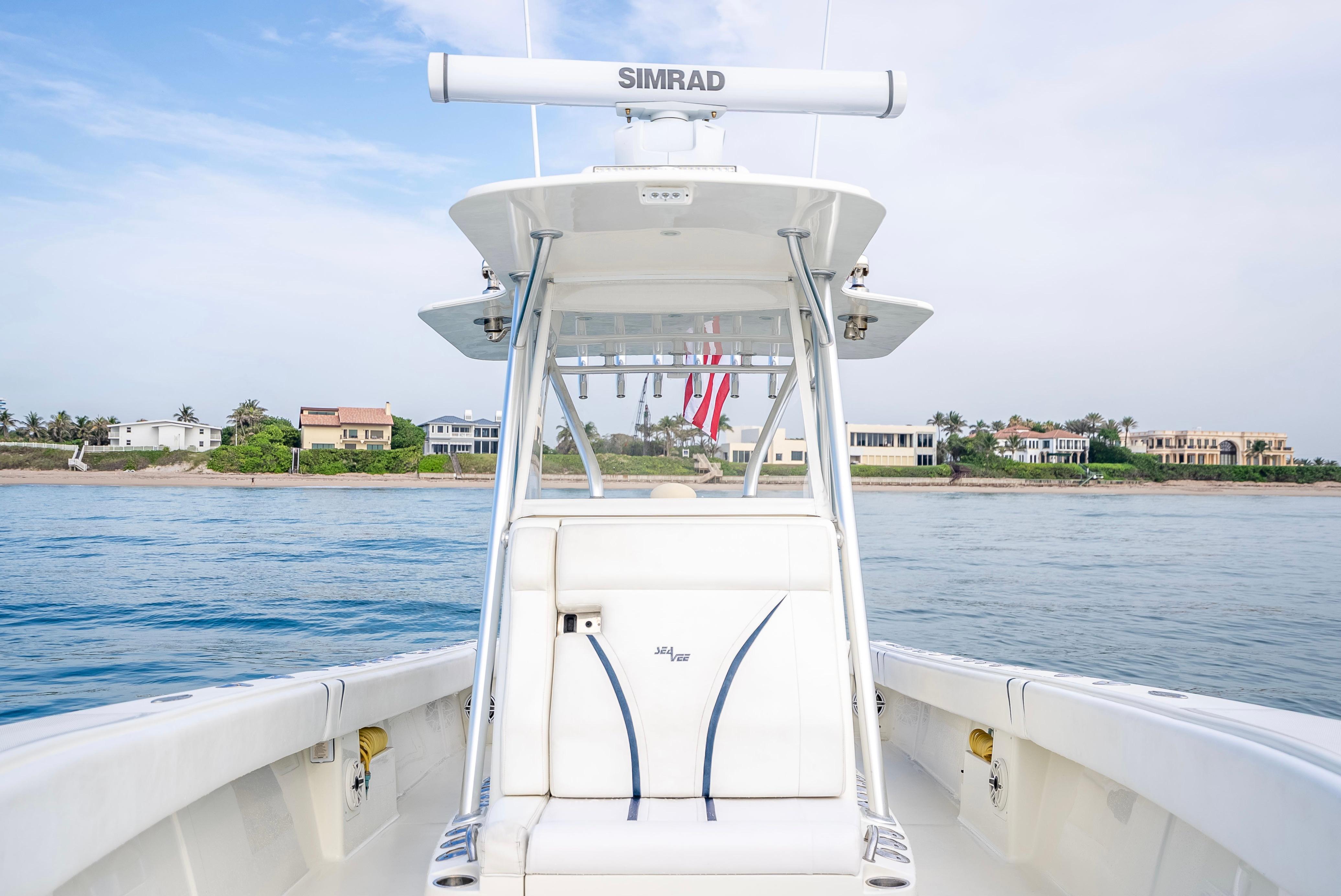 SeaVee-34 2014 -FL-US-2014 SeaVee 34 boat on water, featuring Simrad equipment, with coastal homes in the background.-9825396 | Thumbnail