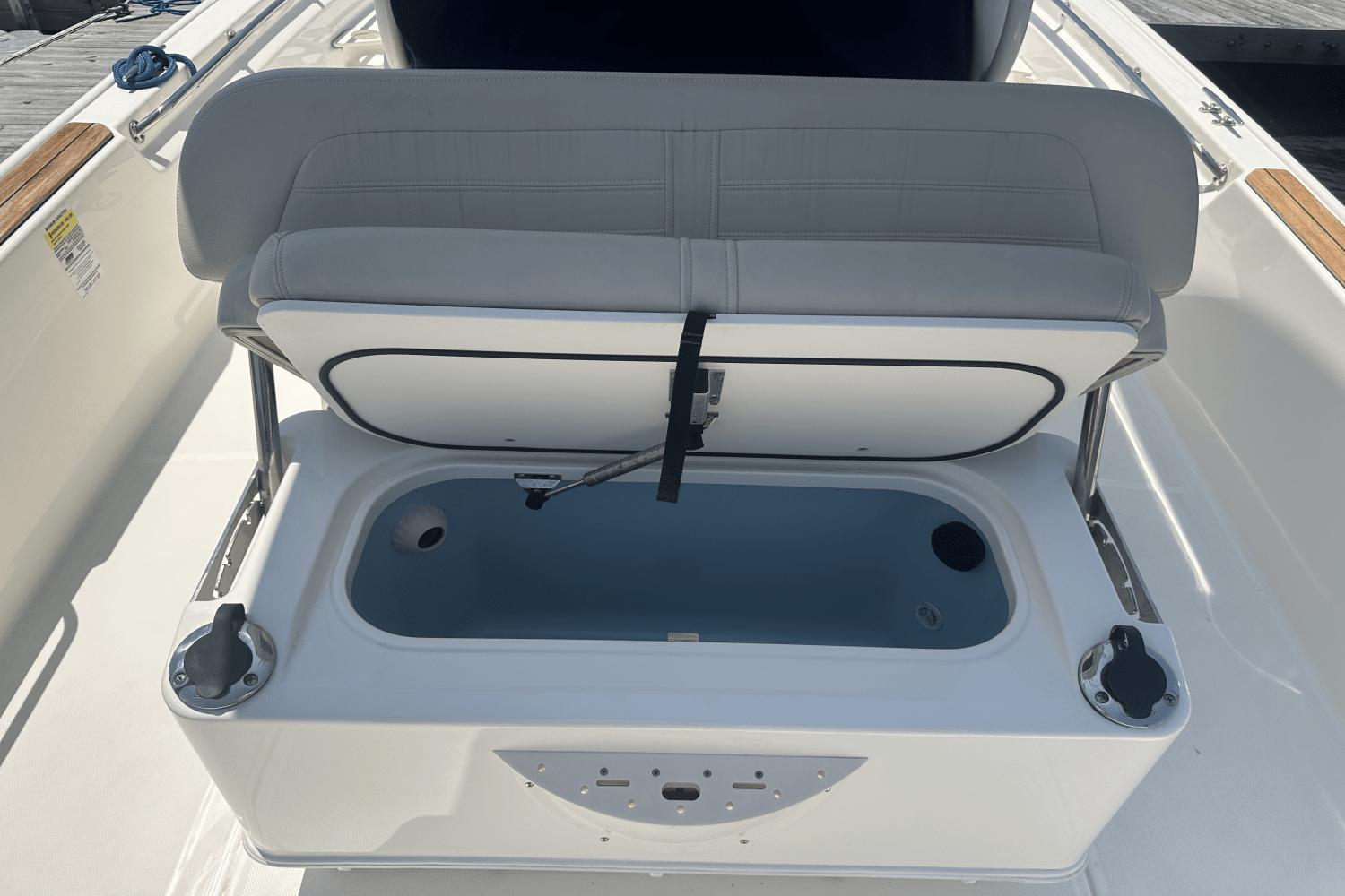 2023-boston-whaler-210-montauk-power-9825397-982301229-0-120620251211-12