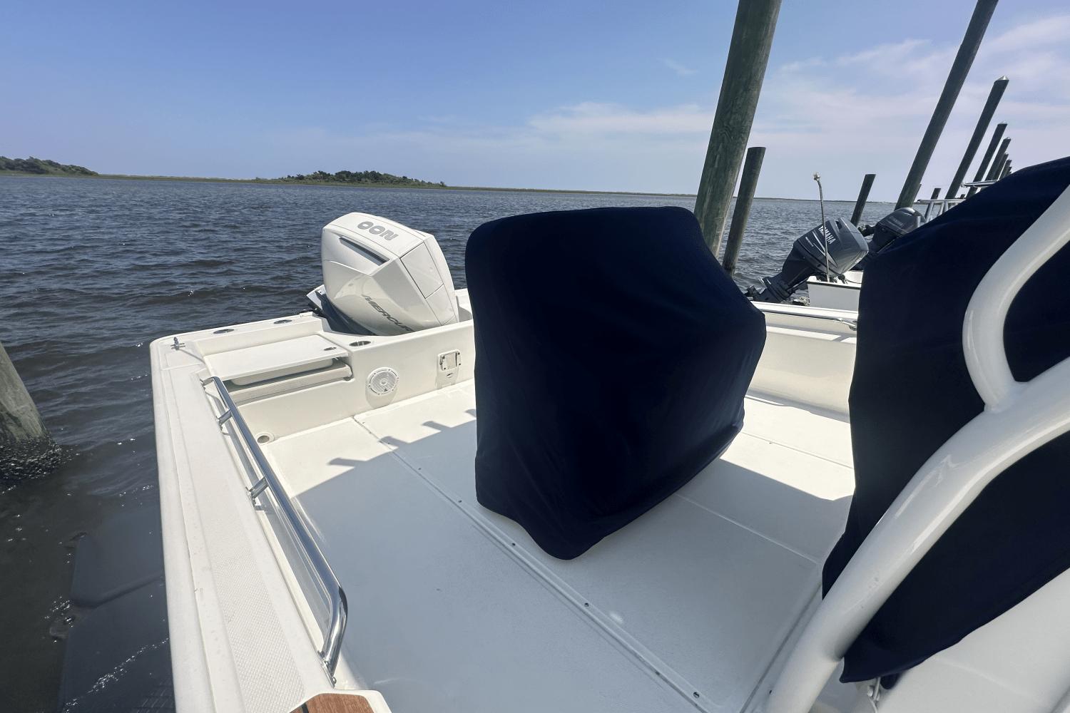 2023-boston-whaler-210-montauk-power-9825397-982301232-0-120620251211-16