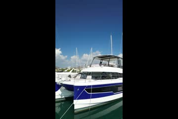 Fountaine Pajot MY5 video