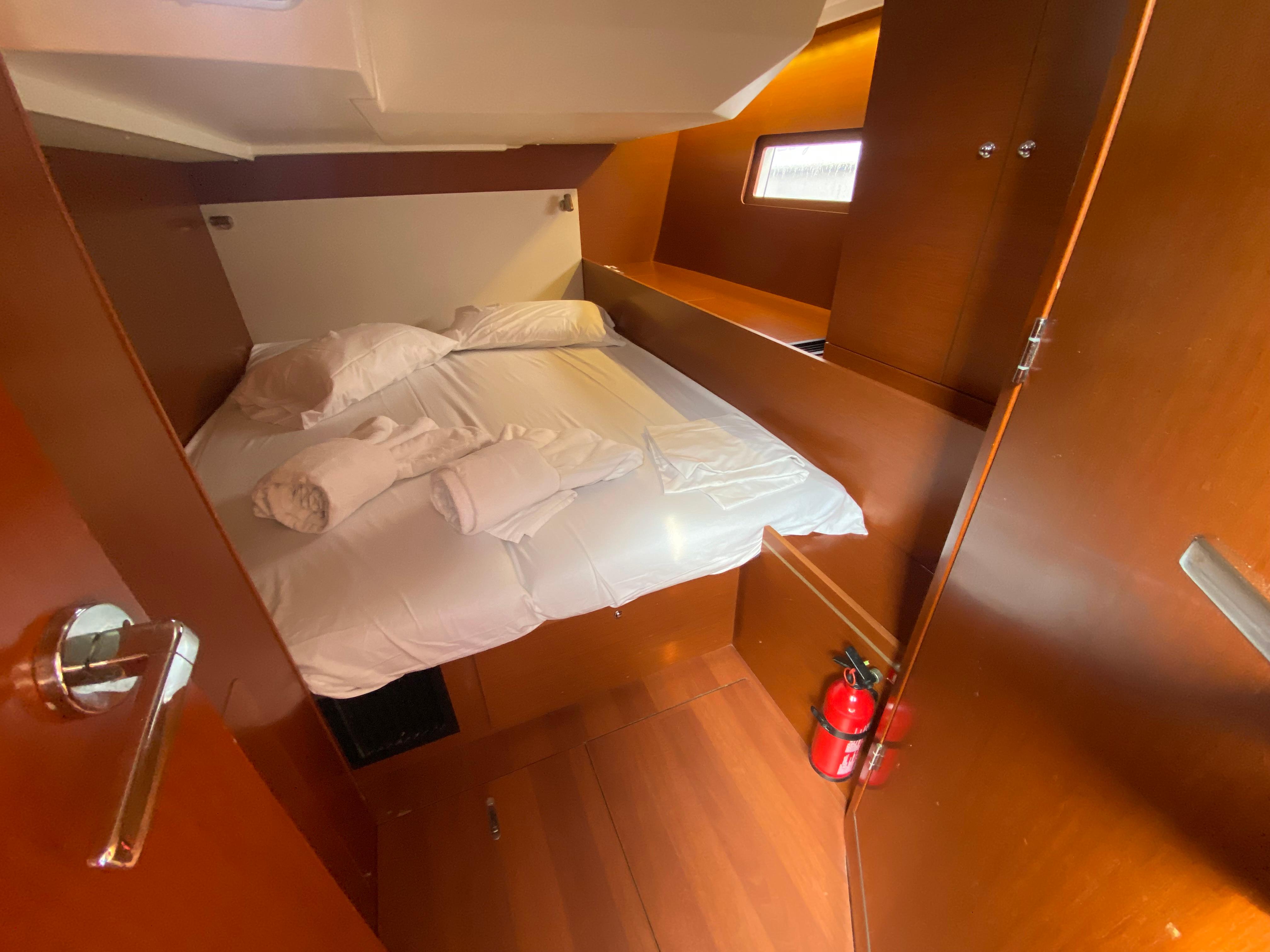 Yacht Photos Pics