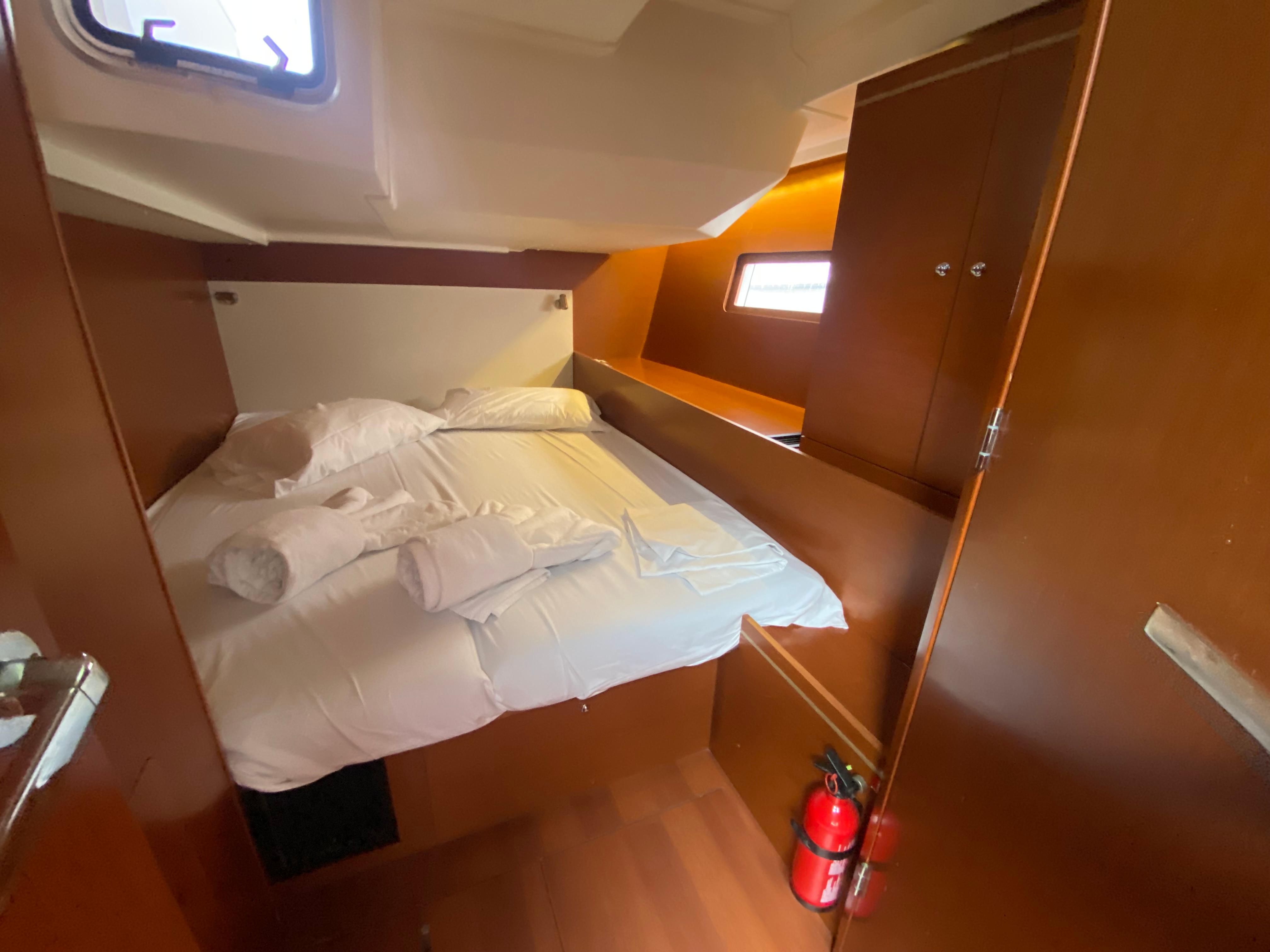 Yacht Photos Pics