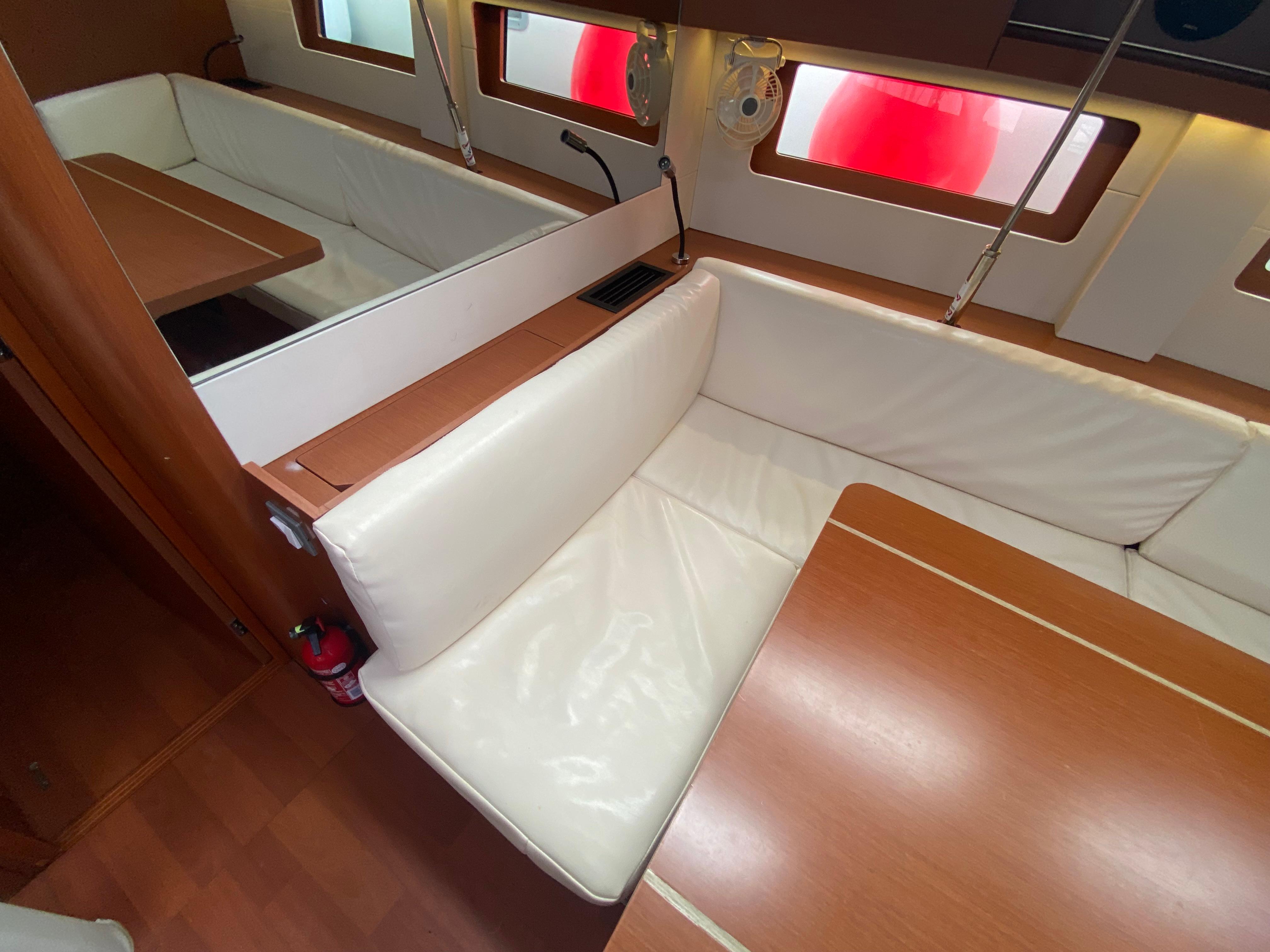Yacht Photos Pics