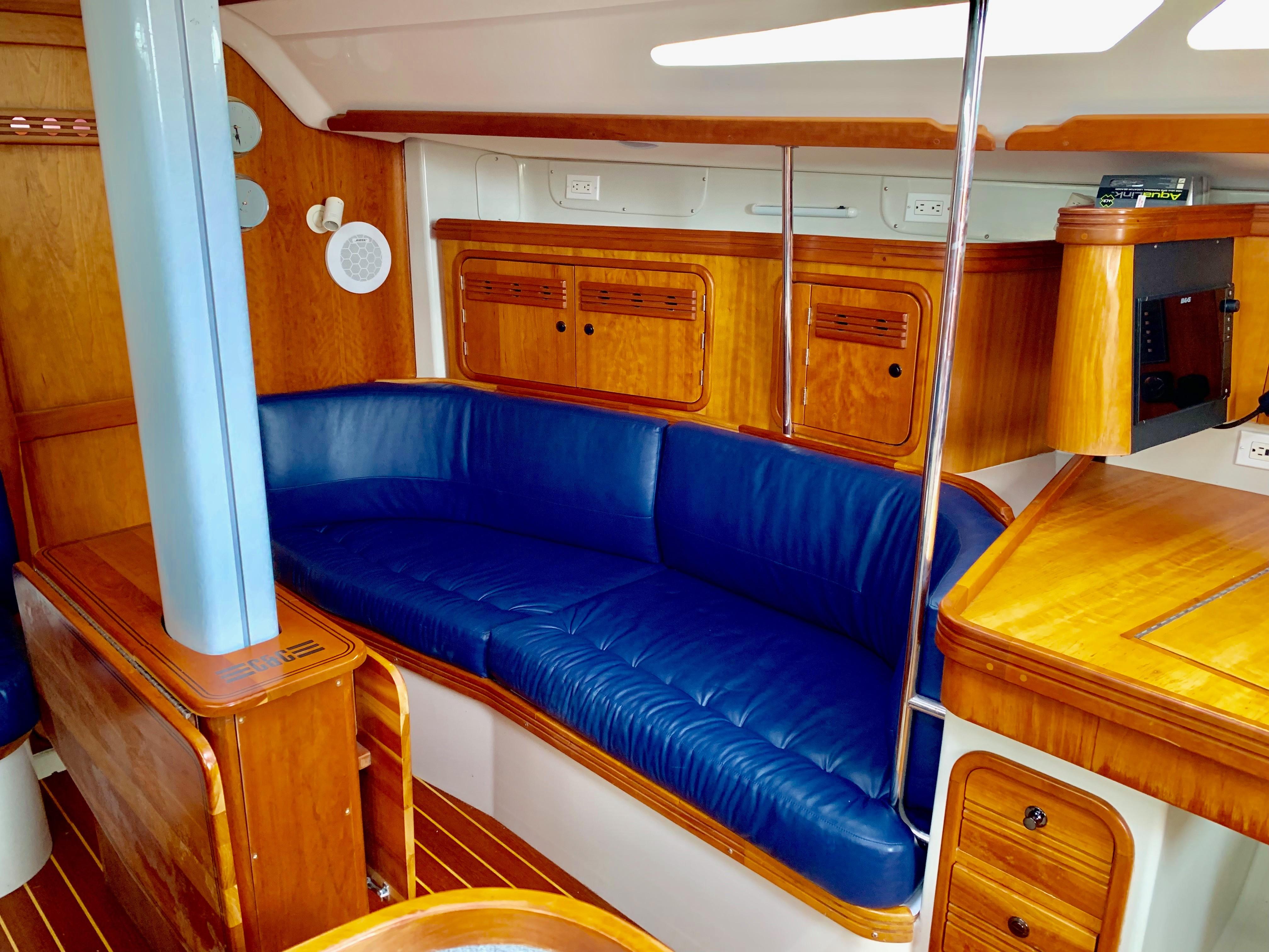 40 ft C&C 121 Salon Starboard Settee