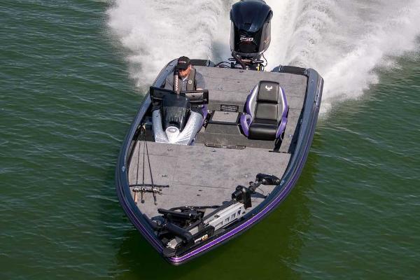 2022 Phoenix boat for sale, model of the boat is 20 PHX & Image # 7 of 24
