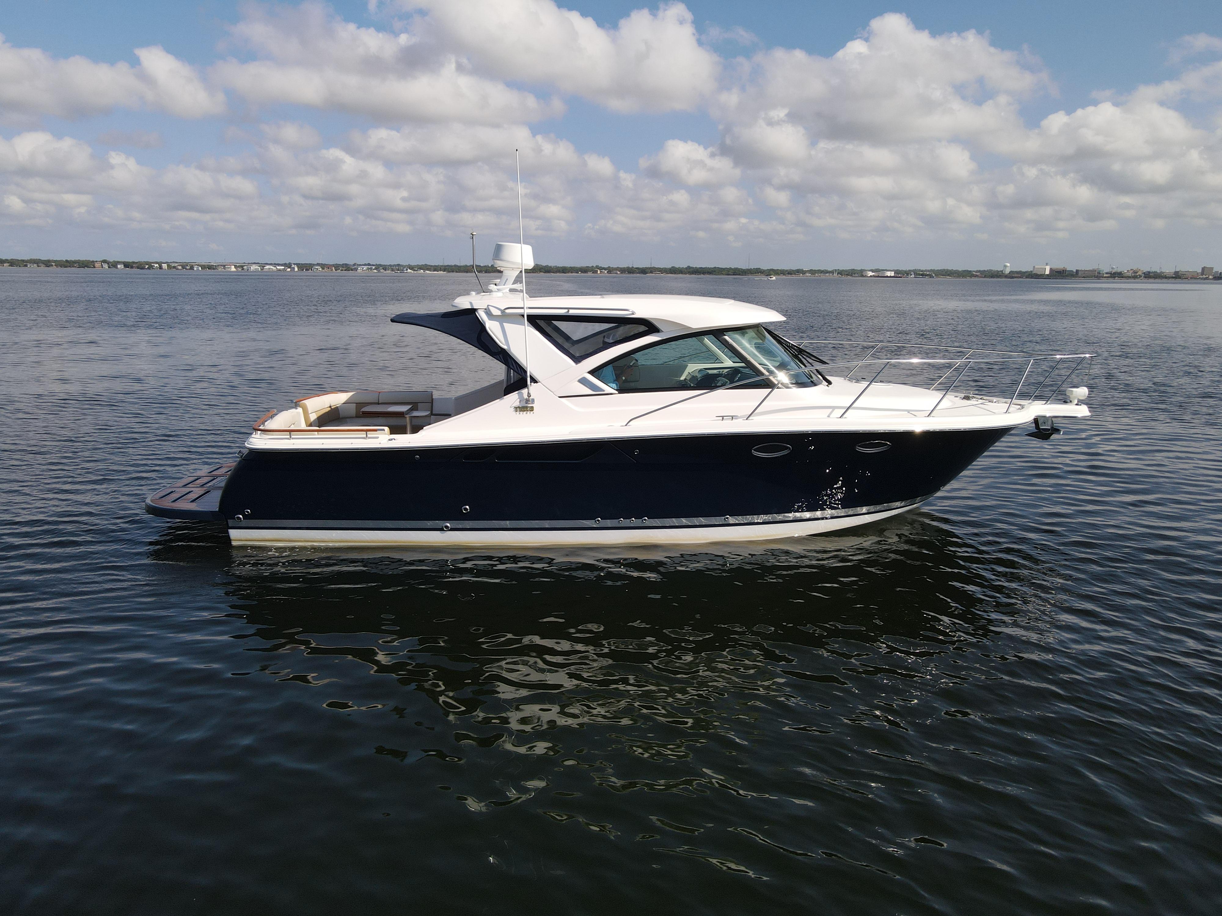 48 ft Tiara 2023