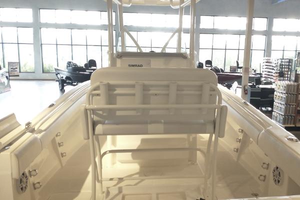 2021 Mako boat for sale, model of the boat is 236 CC & Image # 4 of 111