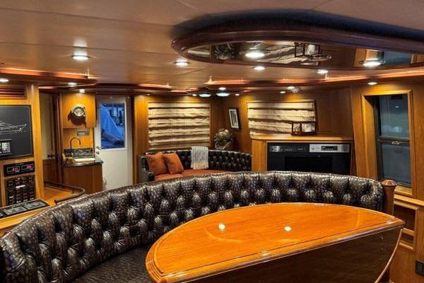 Boat image 10