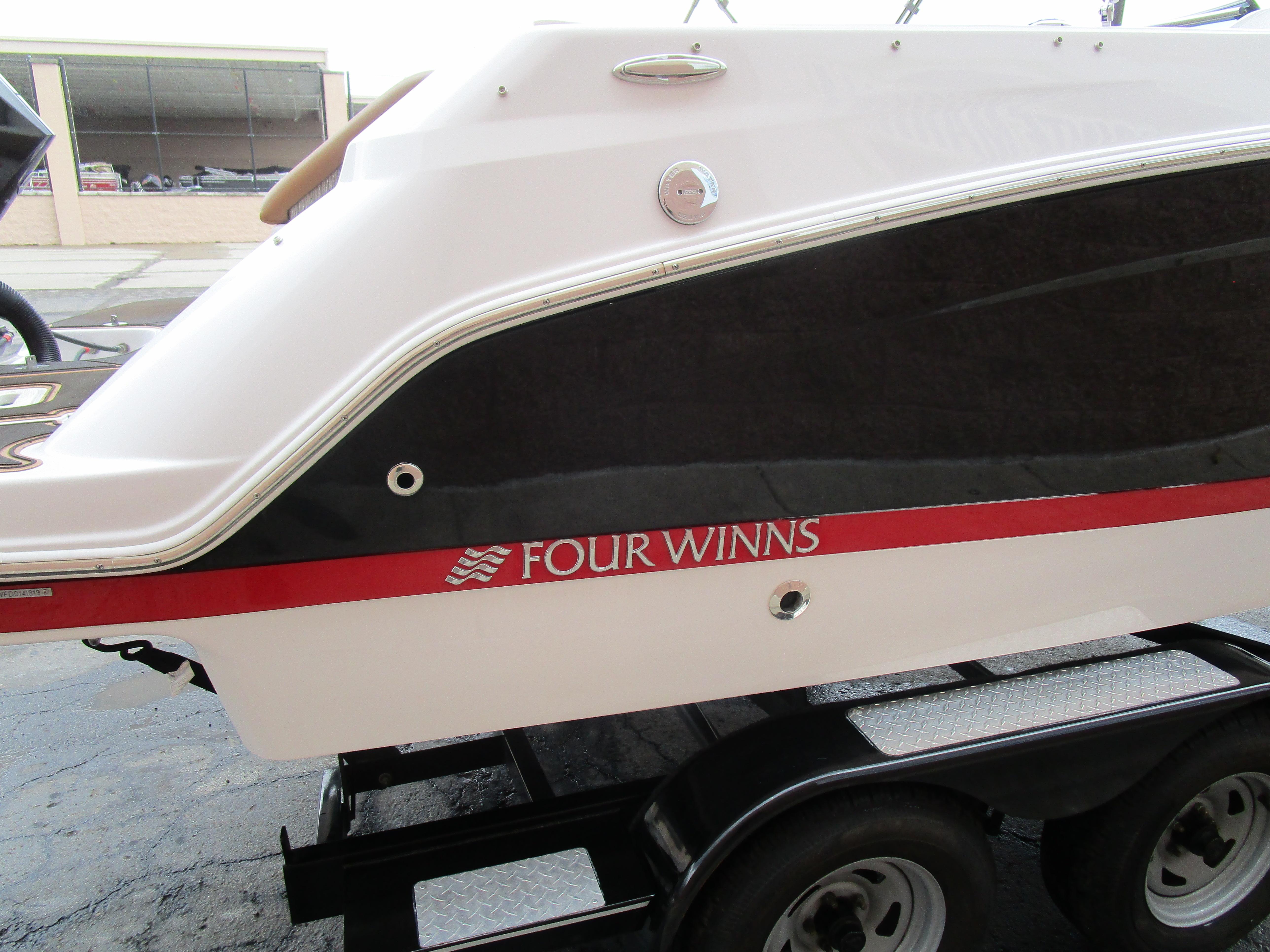 2019 Four Winns HD 220 Gallery