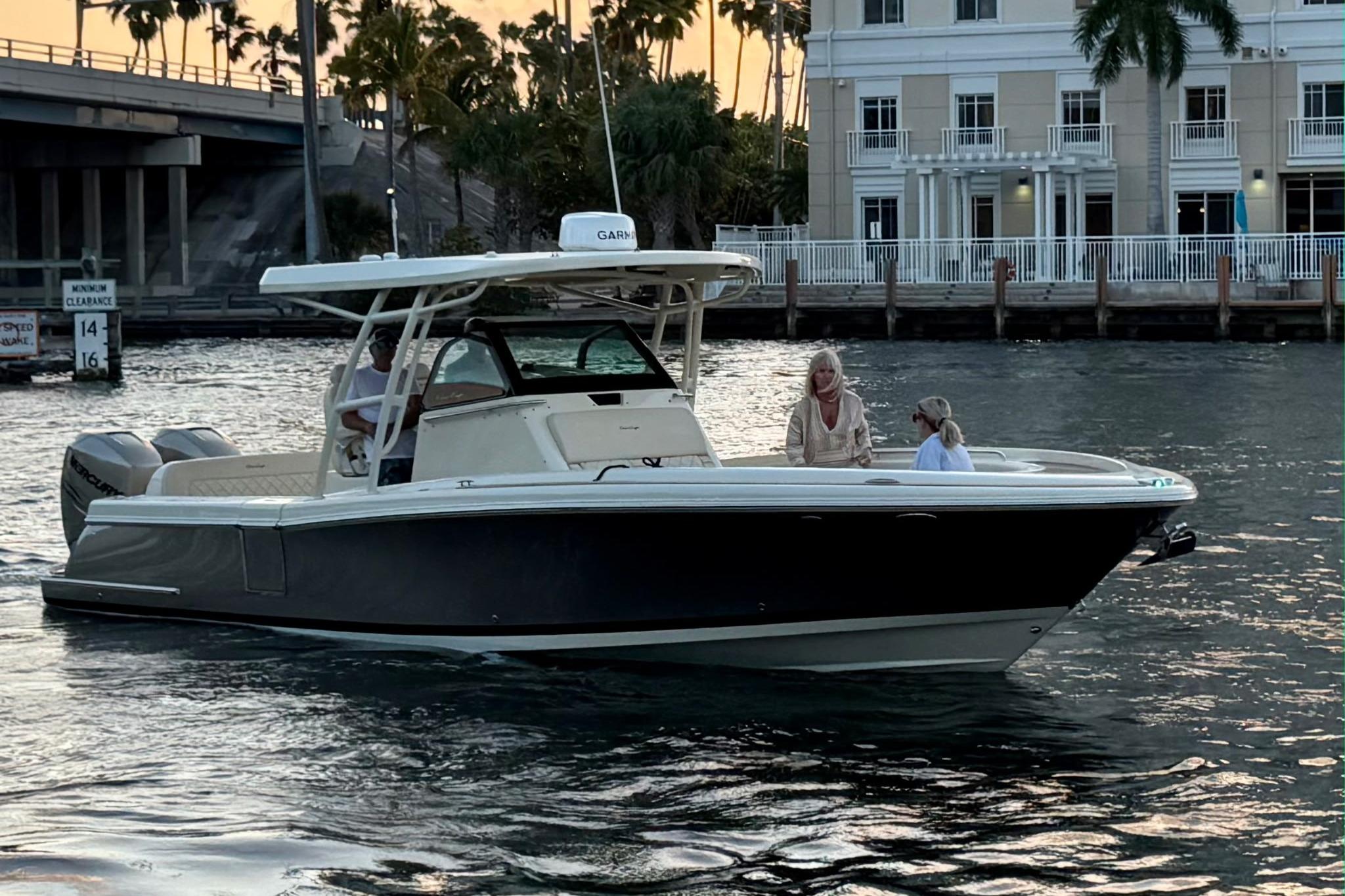 2018 Chris-Craft Catalina 30