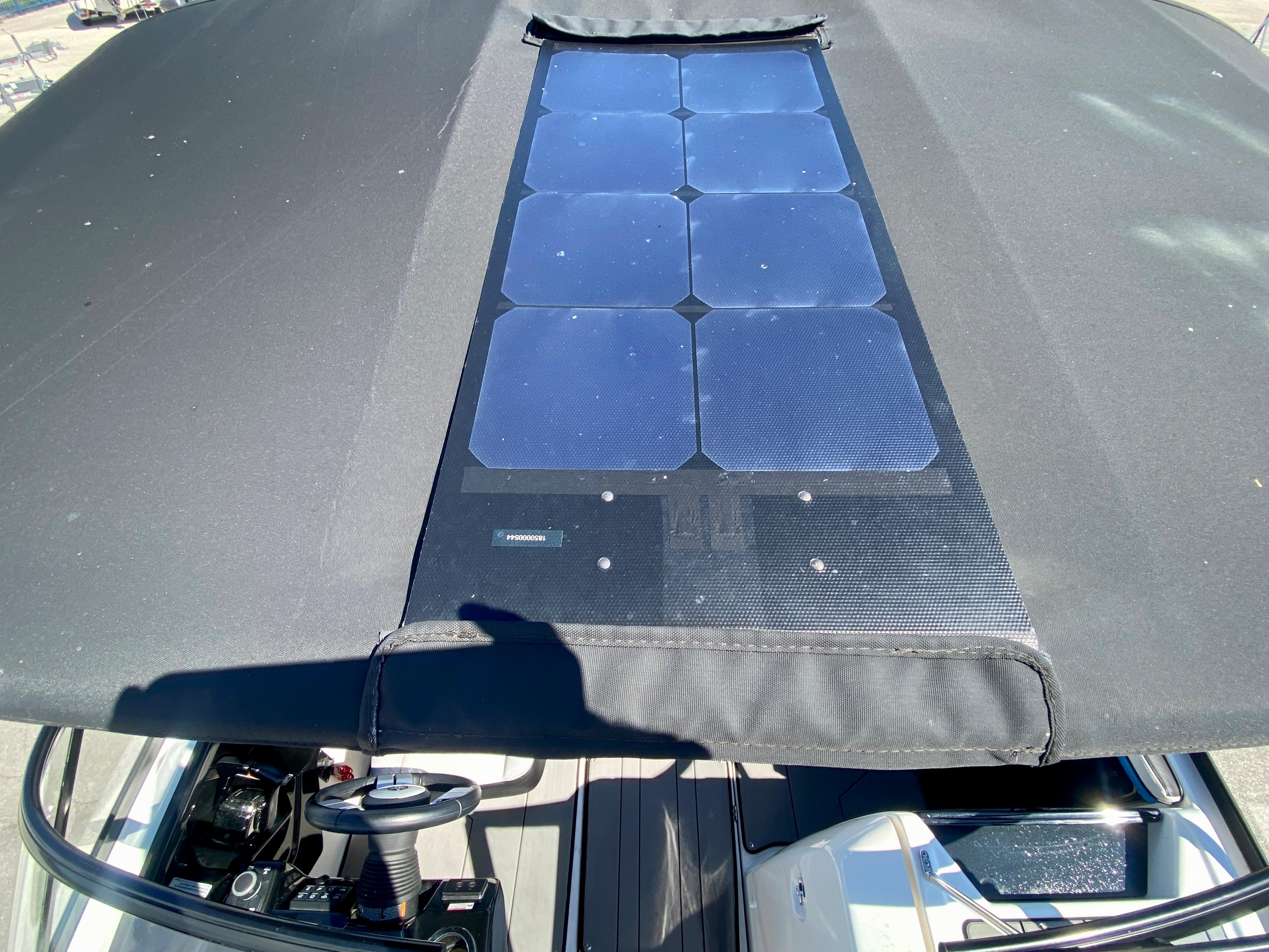 Yamaha 242X - Bimini Top with Solar Panel
