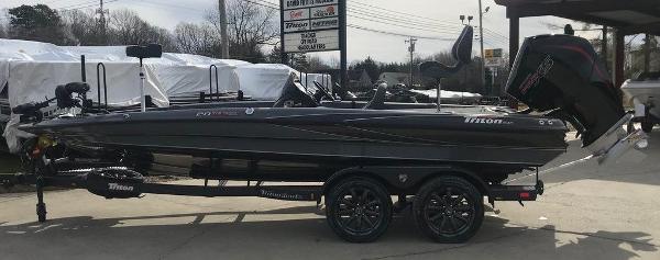 2021 Triton boat for sale, model of the boat is 20 TRX Patriot & Image # 1 of 12