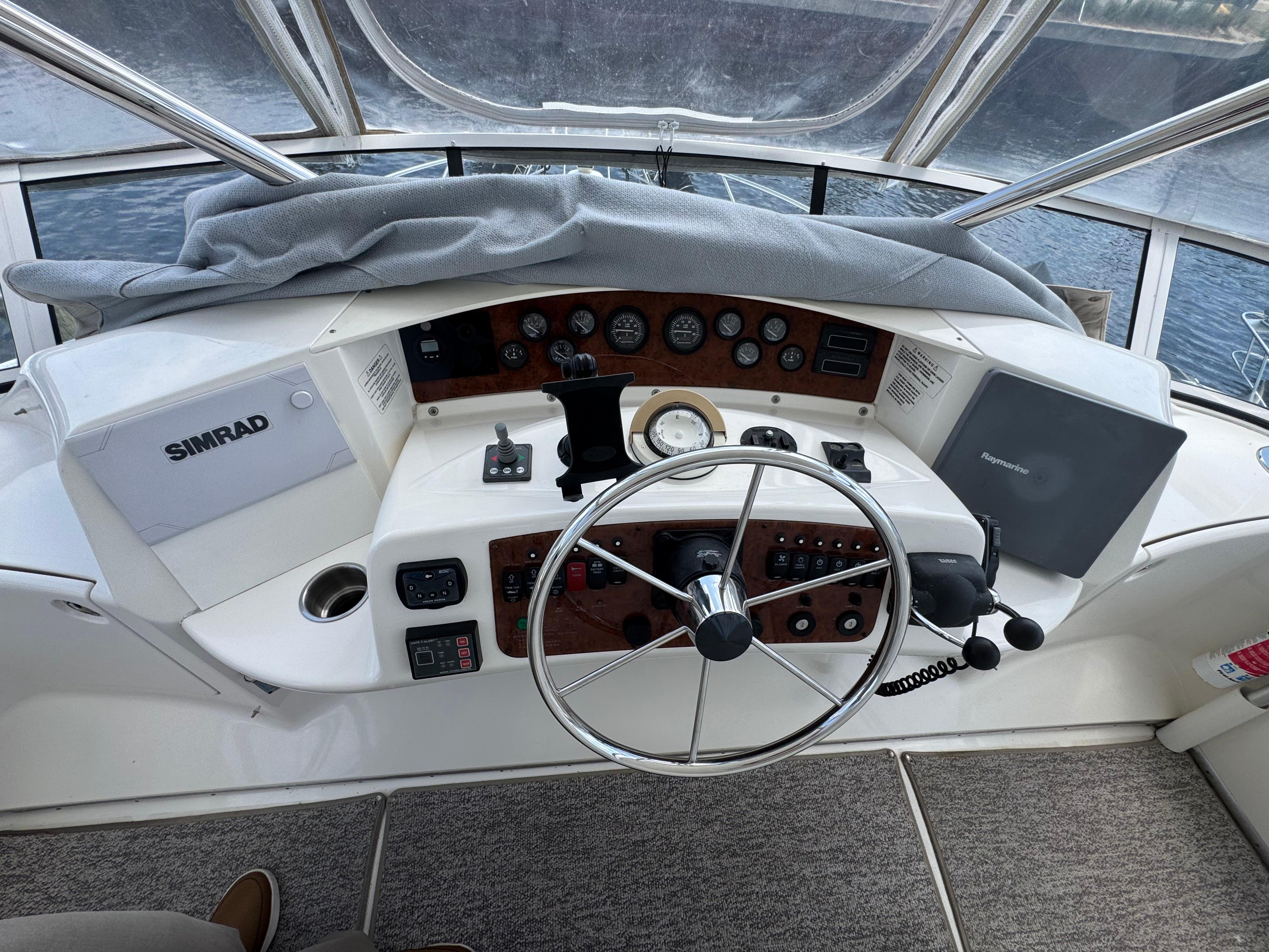 2004-silverton-43-motor-yacht-power-9775435-977516711-0-290420250859-16